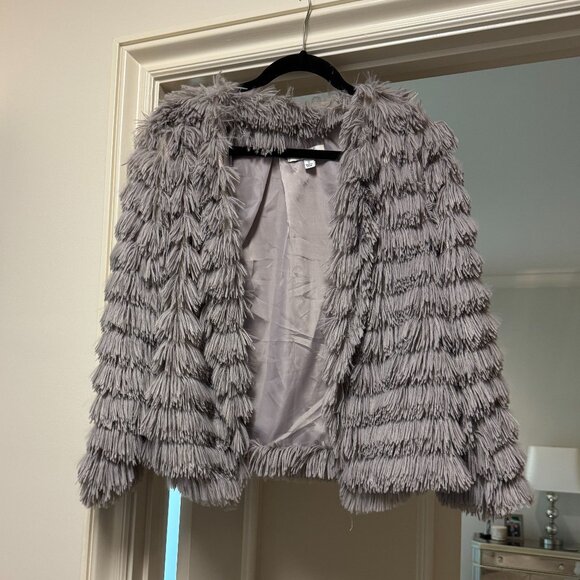 She + Sky Faux Fur Jacket - Picture 3 of 7